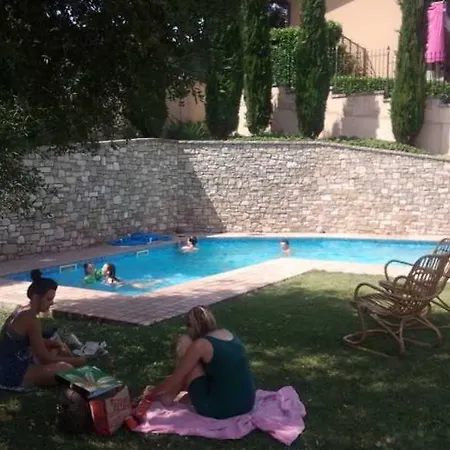 فندق مبيت وإفطار Rocca Del Colle *